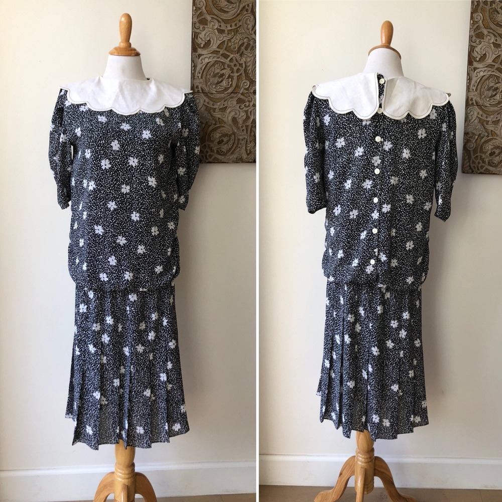 1990 Dave & Johnny black white floral dress with large white scalloped collar
